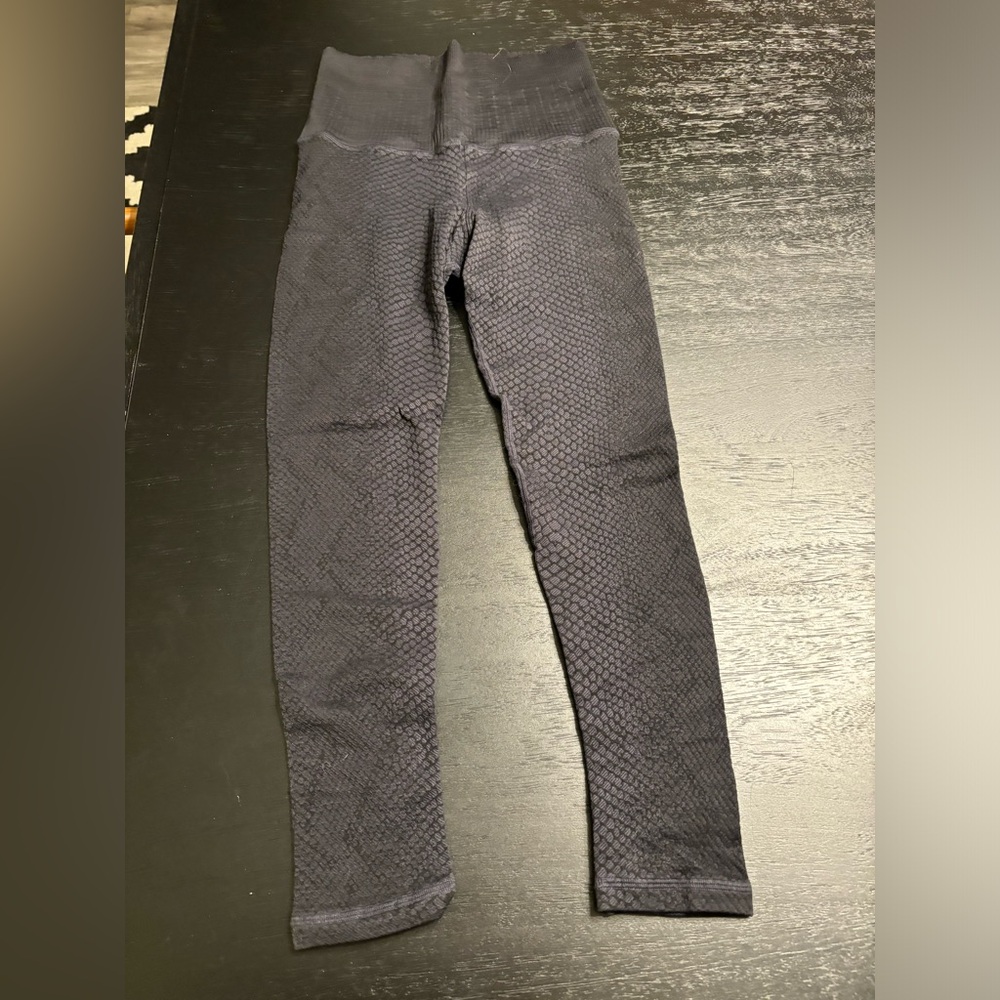 Avocado snakeskin leggings